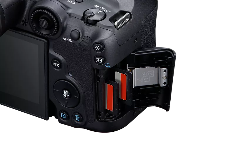 Canon R7 Body
