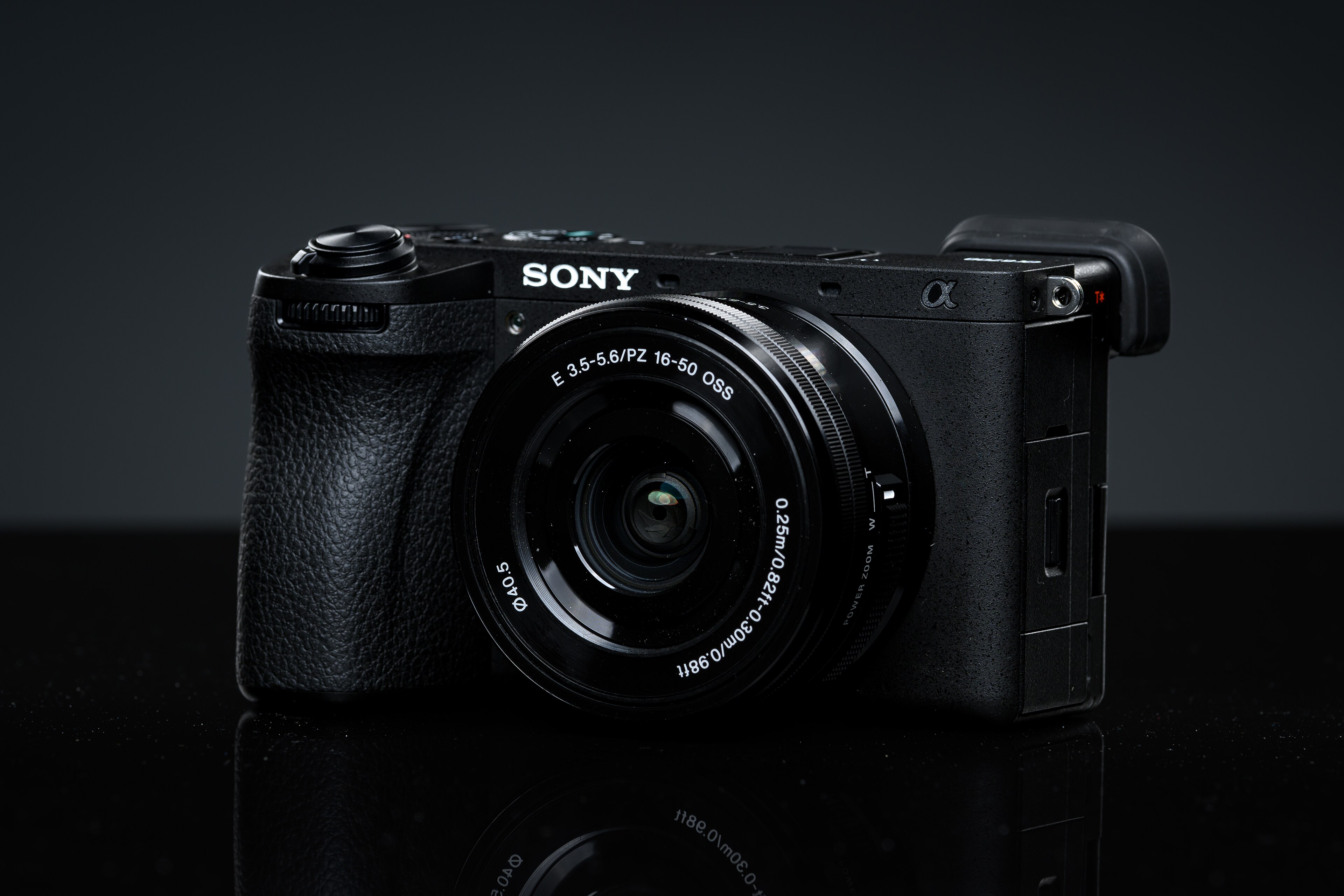 Sony A6700